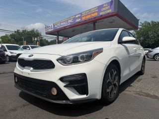 2020 Kia Forte LXS FWD photo