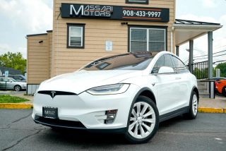 2020 Tesla Model X Long Range Plus AWD photo