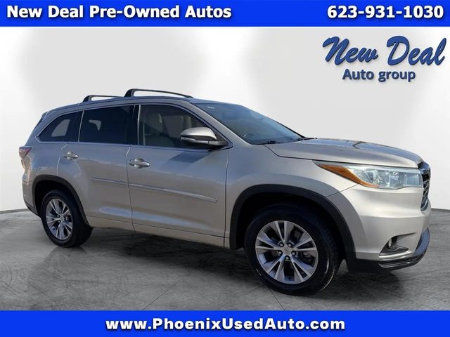 2015 Toyota Highlander XLE FWD photo