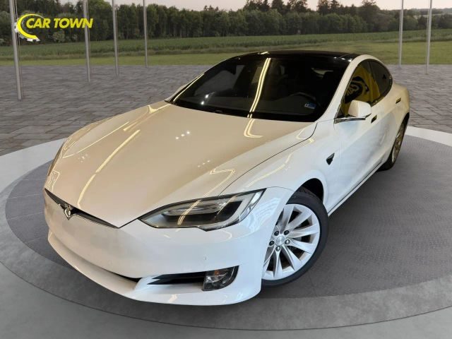 2017 Tesla Model S 75 RWD photo