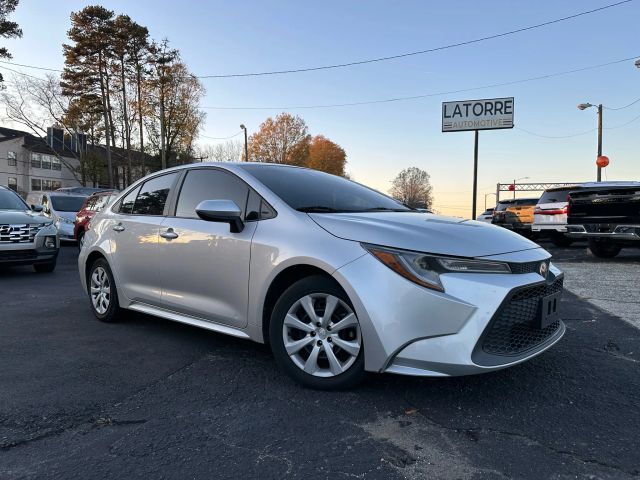 2021 Toyota Corolla LE FWD photo