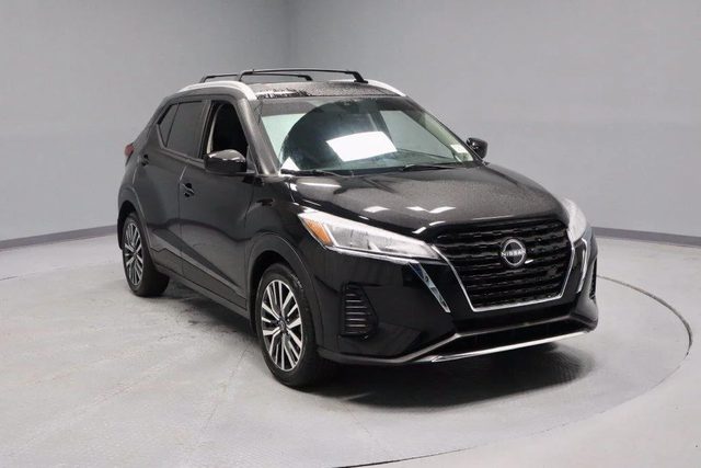 2023 Nissan Kicks SV FWD photo