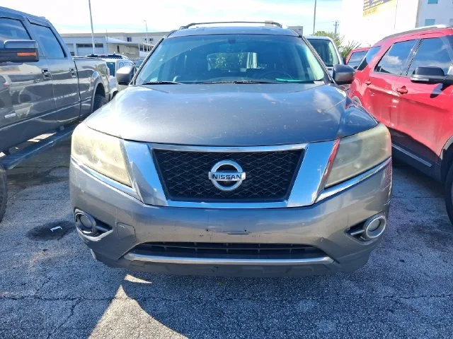2015 Nissan Pathfinder SL 4WD photo