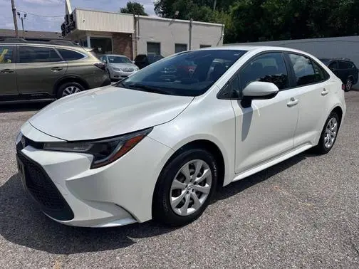 2021 Toyota Corolla LE FWD photo