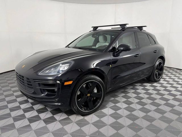 2021 Porsche Macan Turbo AWD photo