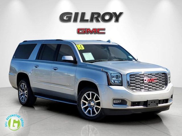 2019 GMC Yukon XL Denali RWD photo