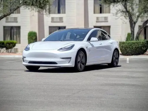 2020 Tesla Model 3 Long Range AWD photo
