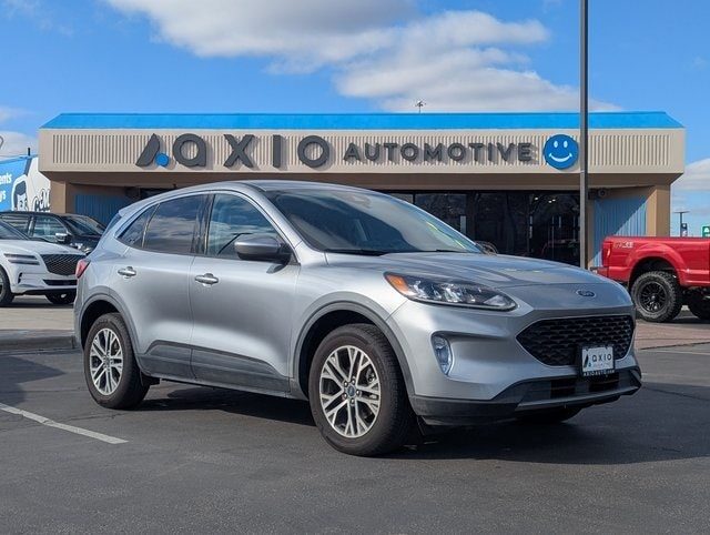 2022 Ford Escape SEL AWD photo