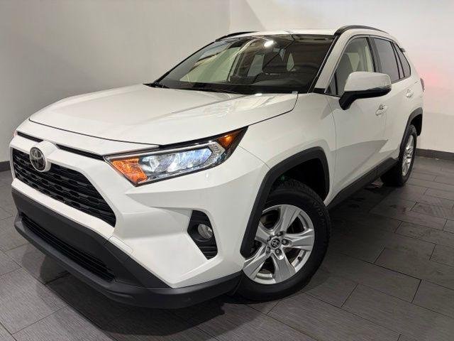 2021 Toyota RAV4 XLE AWD photo