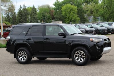 2018 Toyota 4Runner TRD Off Road Premium 4WD photo