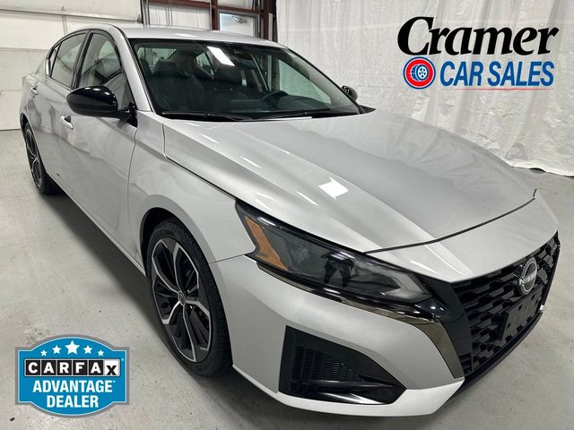 2023 Nissan Altima 2.5 SR FWD photo