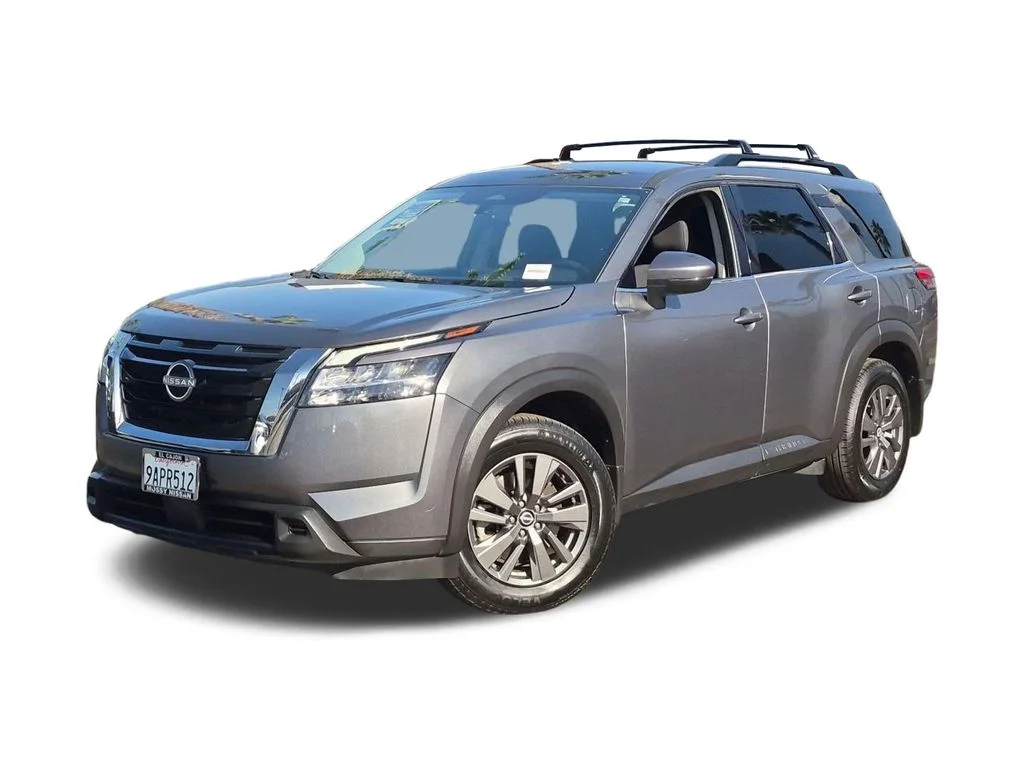 2022 Nissan Pathfinder SV FWD photo