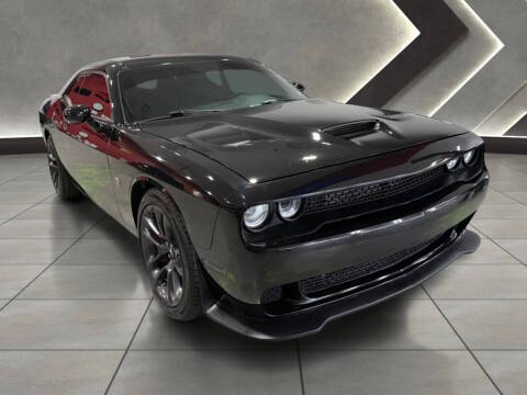 2022 Dodge Challenger R/T Scat Pack RWD photo