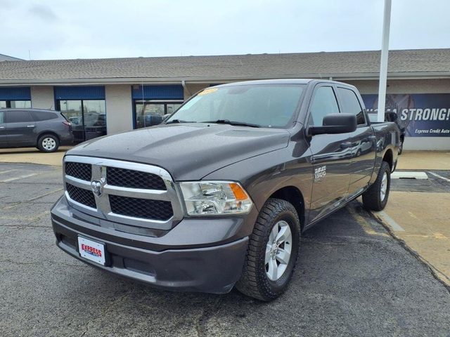 2022 Ram 1500 SLT RWD photo