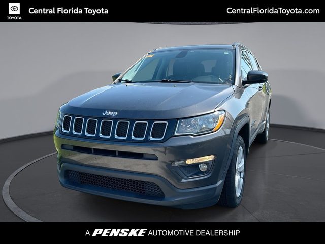 2021 Jeep Compass Latitude 4WD photo