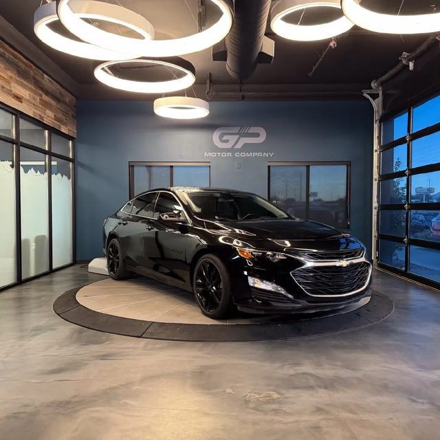 2021 Chevrolet Malibu LT FWD photo
