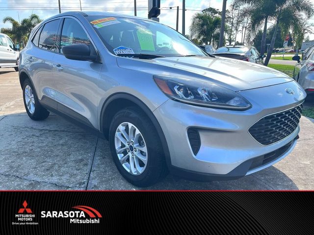 2022 Ford Escape SE AWD photo