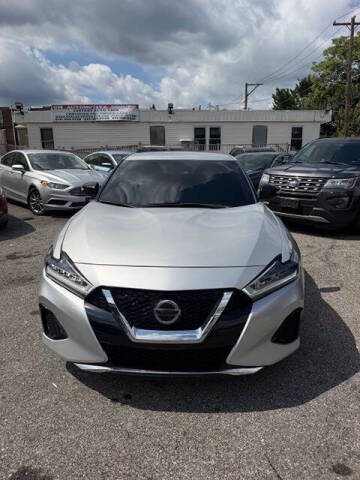 2021 Nissan Maxima SV FWD photo