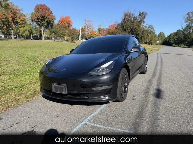 2022 Tesla Model 3 RWD photo