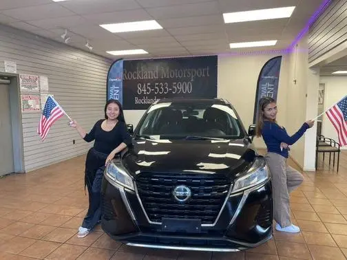 2021 Nissan Kicks S FWD photo