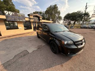 2019 Dodge Grand Caravan SE Plus FWD photo