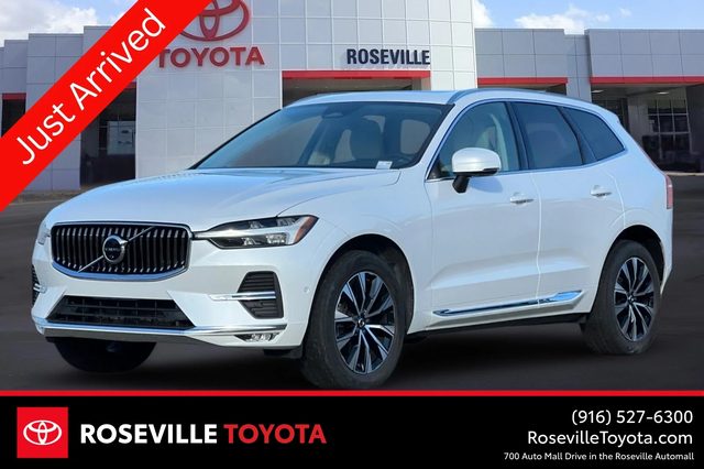 2023 Volvo XC60 Plus Bright Theme AWD photo
