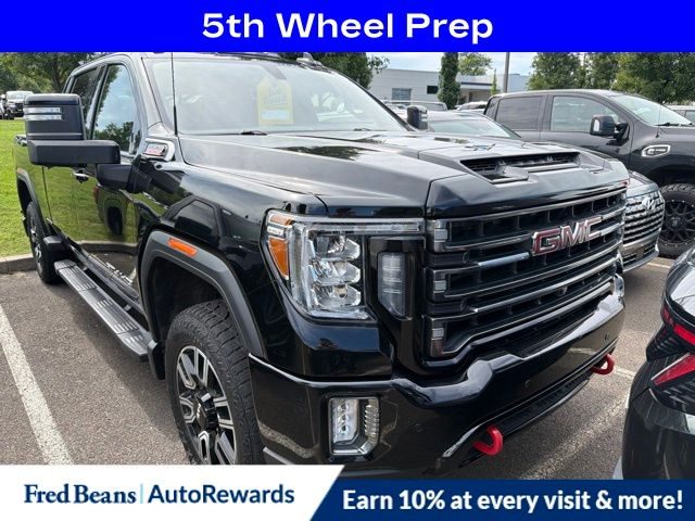2022 GMC Sierra 2500HD AT4 4WD photo