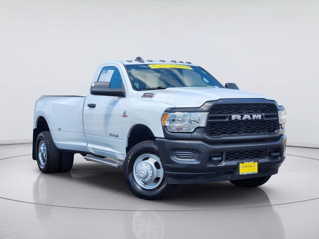 2022 Ram 3500 Tradesman 4WD photo