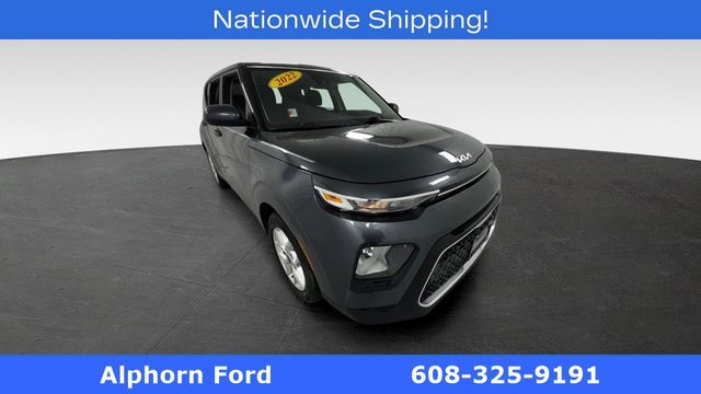 2022 Kia Soul LX FWD photo