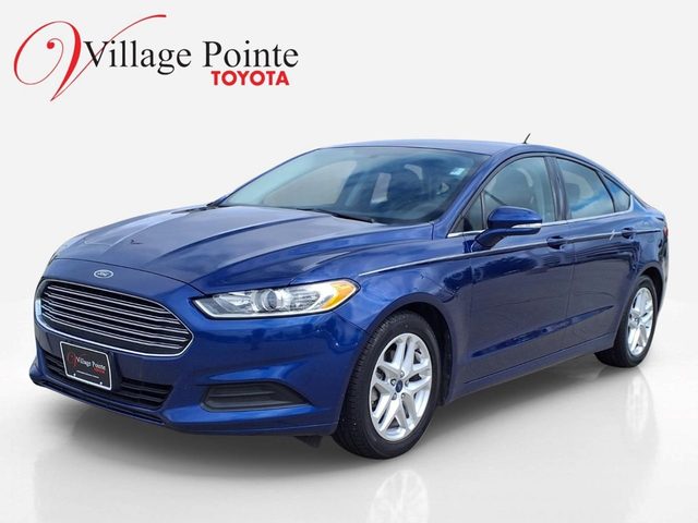 2015 Ford Fusion SE FWD photo