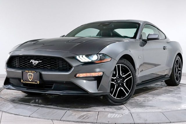 2022 Ford Mustang EcoBoost RWD photo