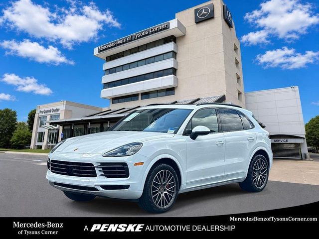 2022 Porsche Cayenne  AWD photo