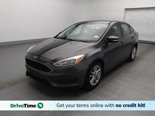 2017 Ford Focus SE FWD photo