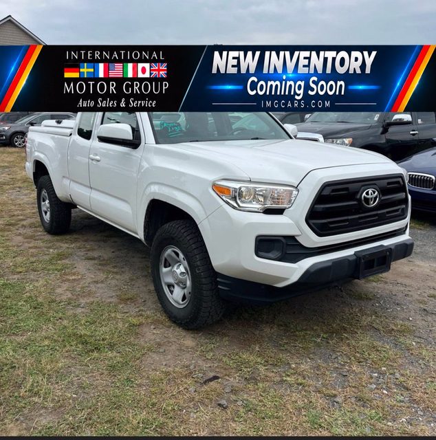 2017 Toyota Tacoma SR RWD photo
