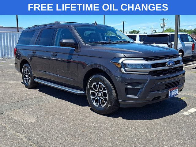 2022 Ford Expedition Max XLT 4WD photo