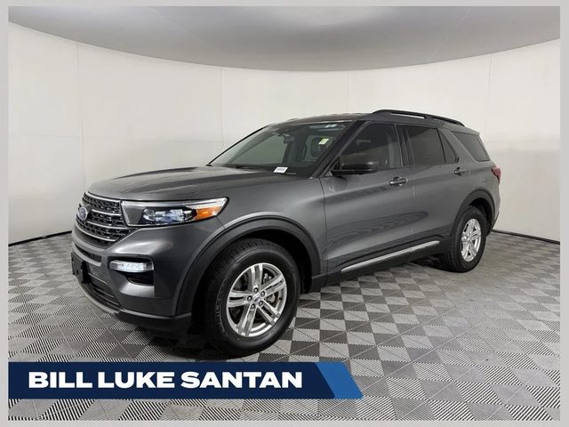 2023 Ford Explorer XLT 4WD photo