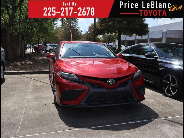 2021 Toyota Camry SE FWD photo