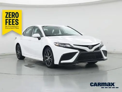 2023 Toyota Camry SE FWD photo