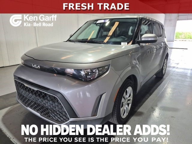 2023 Kia Soul LX FWD photo