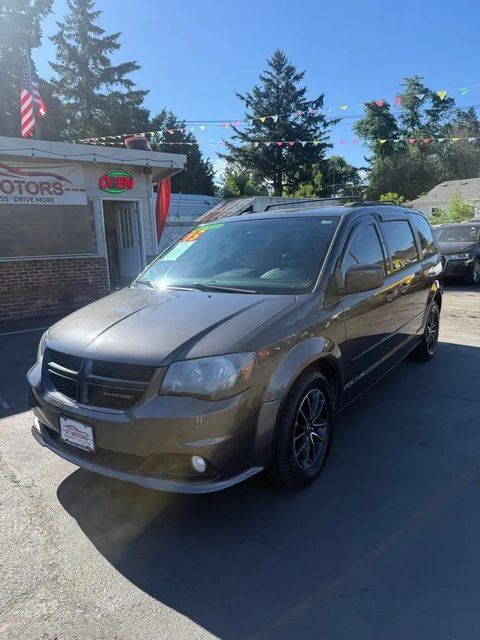 2015 Dodge Grand Caravan R/T FWD photo