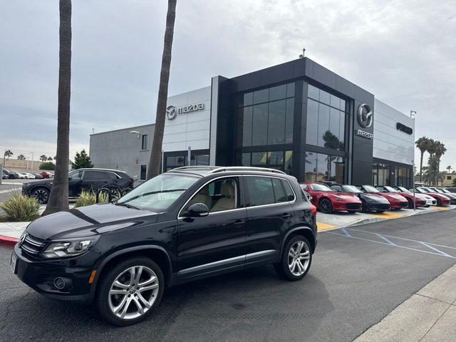 2016 Volkswagen Tiguan SEL FWD photo