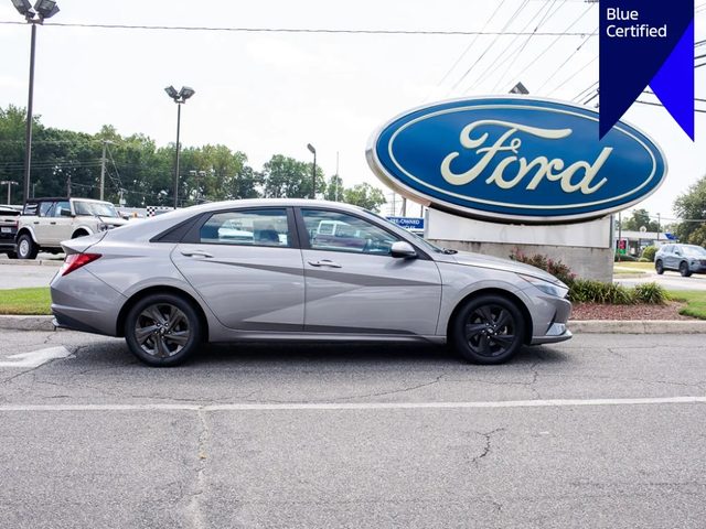 2022 Hyundai Elantra Blue FWD photo