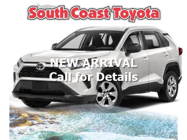 2021 Toyota RAV4 LE FWD photo