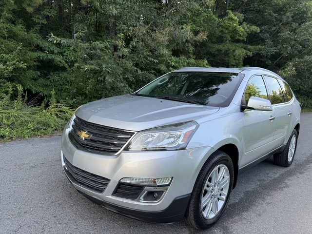 2015 Chevrolet Traverse LT FWD photo