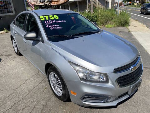 2015 Chevrolet Cruze LS FWD photo