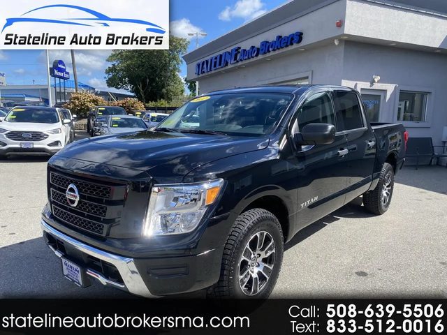2022 Nissan Titan SV 4WD photo