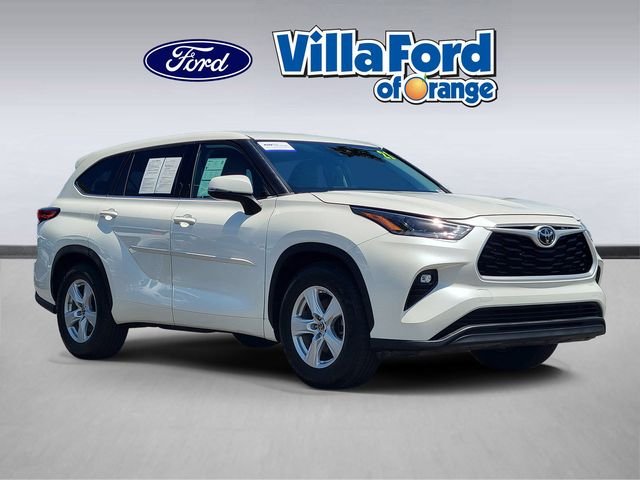 2021 Toyota Highlander LE FWD photo