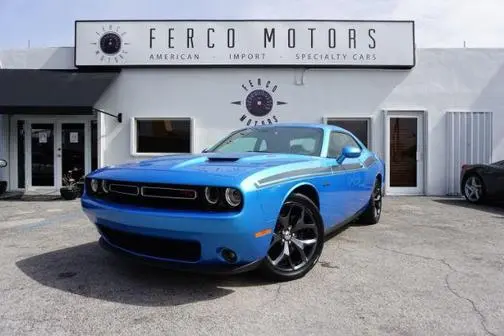 2016 Dodge Challenger R/T RWD photo
