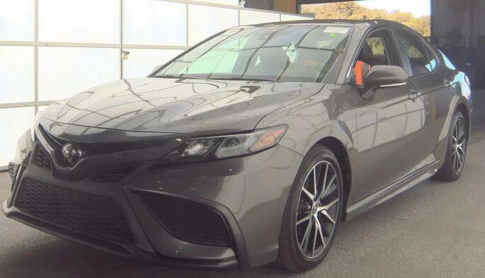 2023 Toyota Camry SE FWD photo
