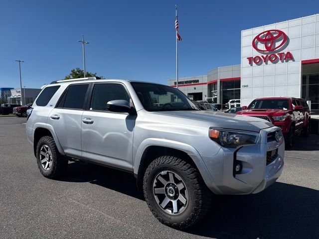 2022 Toyota 4Runner SR5 4WD photo